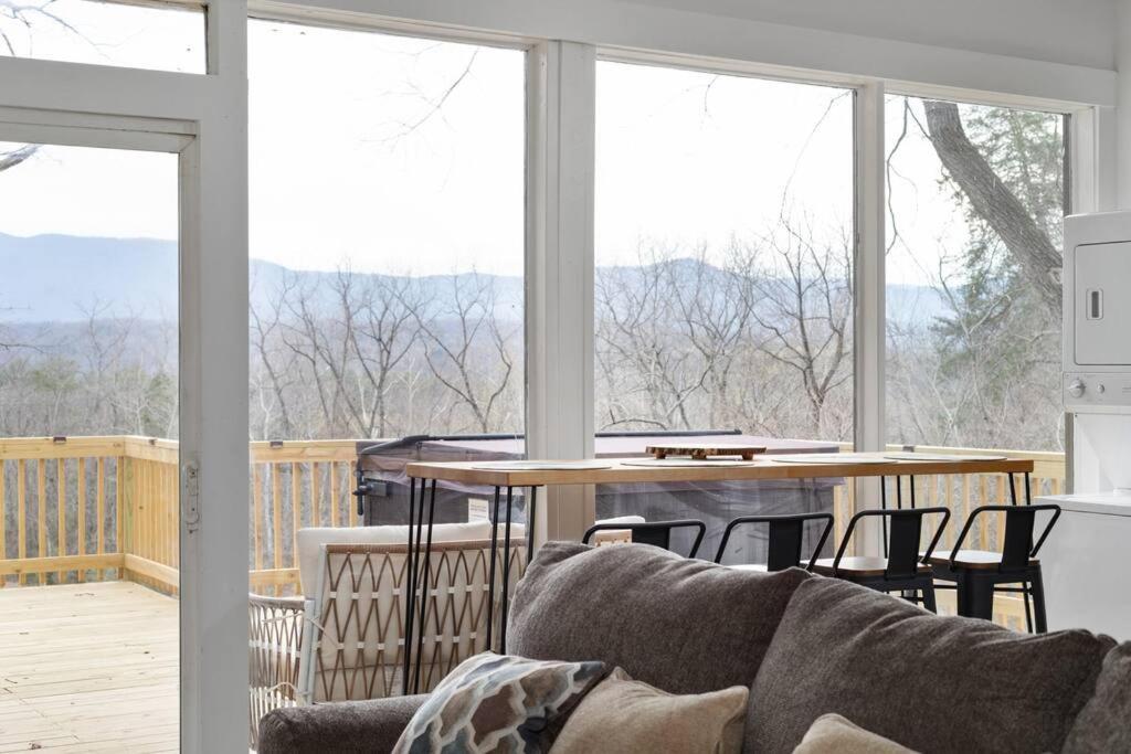 Lazy Lake 3Br Cabin W/ Mtn Views + Hot Tub +Wi-Fi Лурей Экстерьер фото