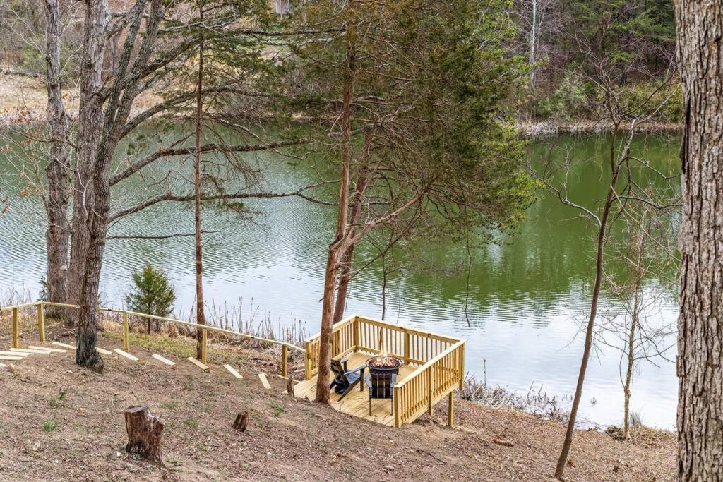 Lazy Lake 3Br Cabin W/ Mtn Views + Hot Tub +Wi-Fi Лурей Экстерьер фото